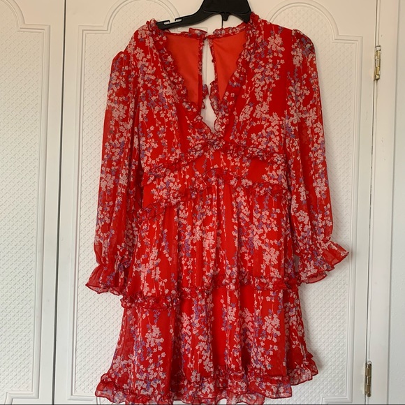 LANEY CUTOUT BACK RUFFLE DETAIL FLORAL DRESS RED New - Picture 10 of 12